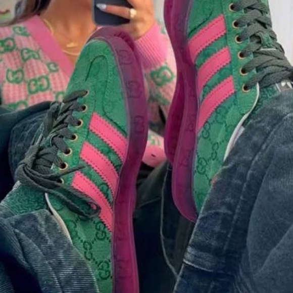 Pre owned.  No box .Adidas x Gucci Gazelle Green Sneakers. Size 9 MAN - Picture 2 of 10
